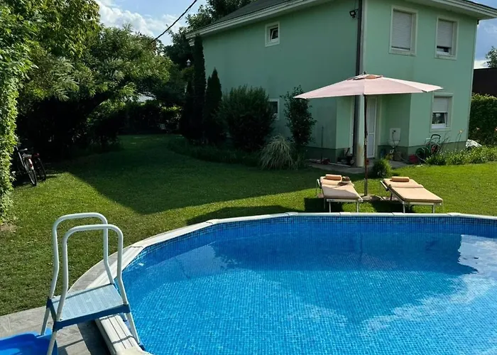 别墅 Danube With Swimming Pool *