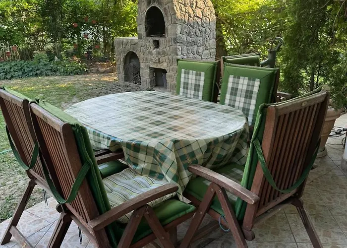 Danube With Swimming Pool 别墅